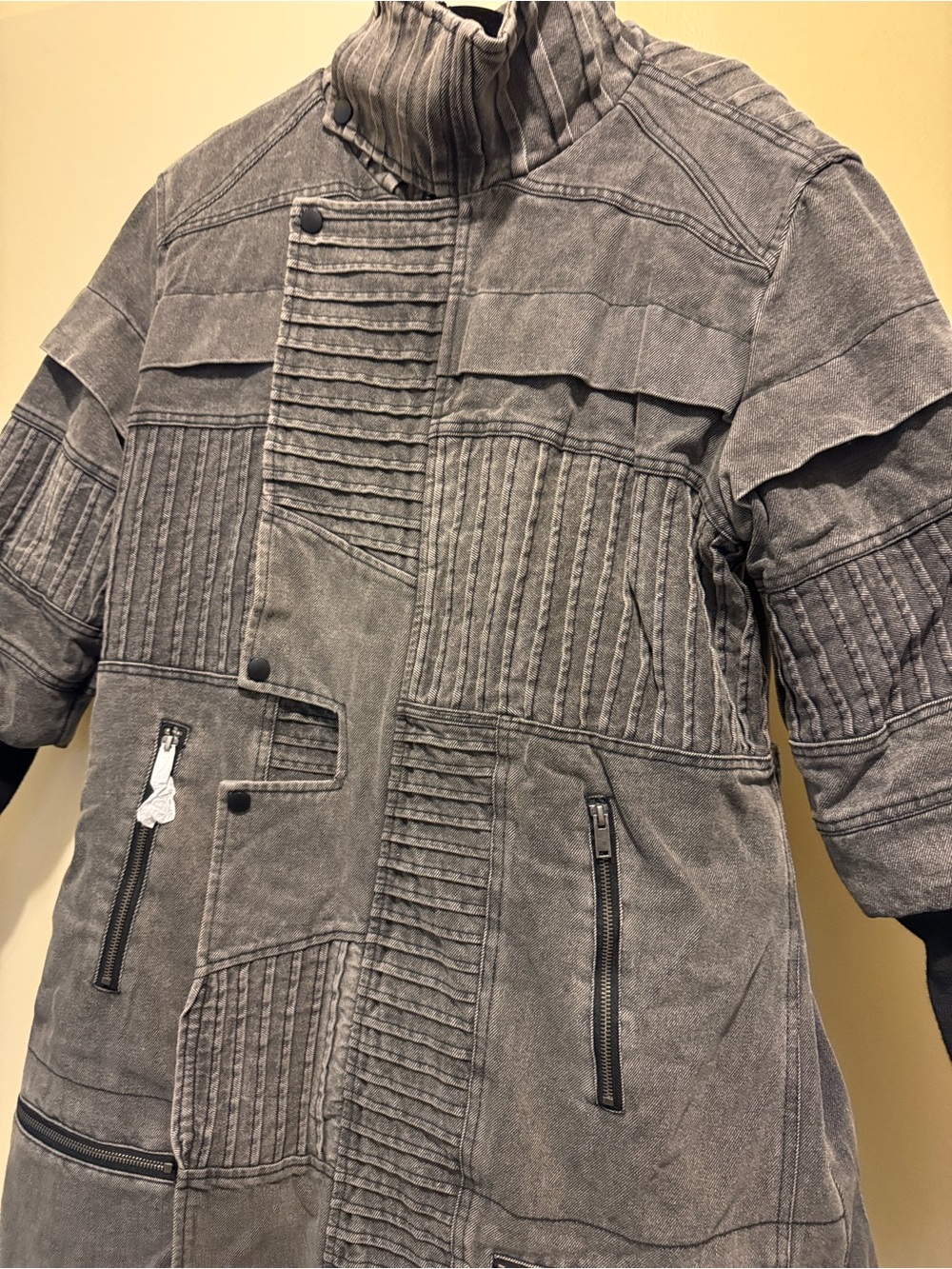 AKIRA Washed Gray Patchwork Trench Coat. - Picture 6 of 8